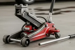 Como usar o macaco do carro de forma segura: dicas práticas e erros comuns